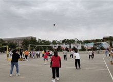 現(xiàn)代農業(yè)技術系開展“放飛青春”體育比賽