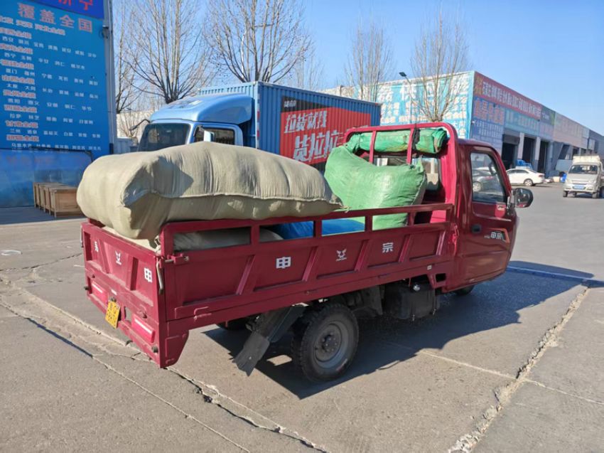 點擊查看詳細信息<br>標題：發(fā)貨現(xiàn)場 閱讀次數(shù)：0